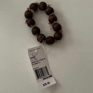 New- Vineyard Vines bracelet. One Size